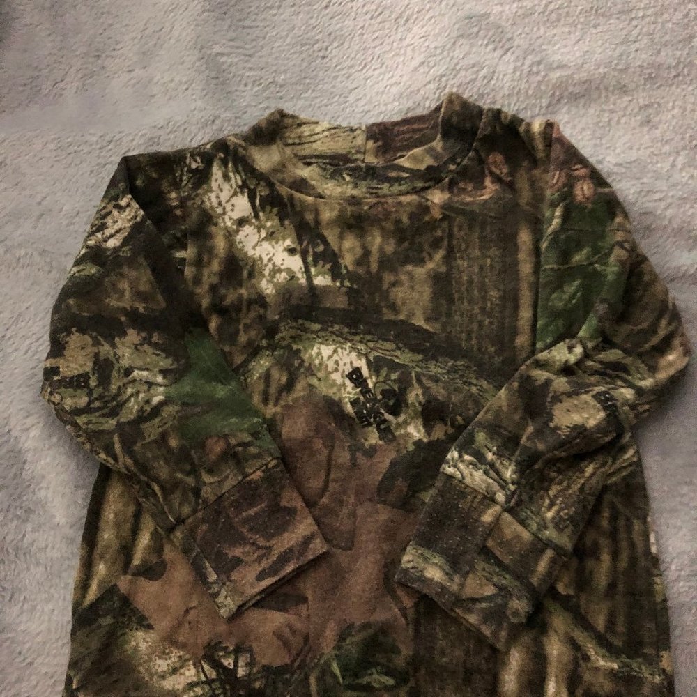Jordan Lee Originals Size 18 Months Camo Pullover